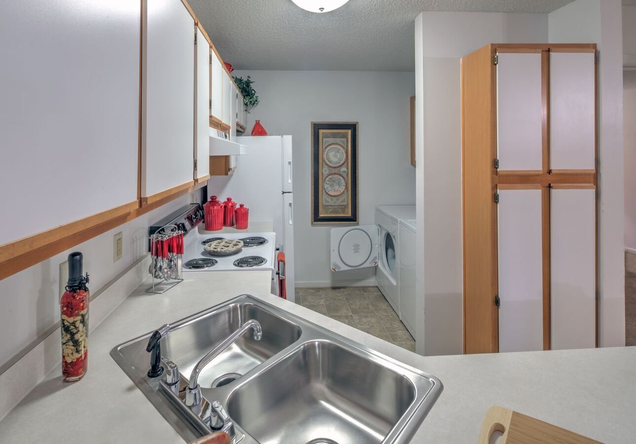 Featherstone Apartments At Kiln Creek Newport News, VA