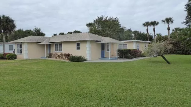 Eileen House Apartment for rent in Jensen Beach, FL