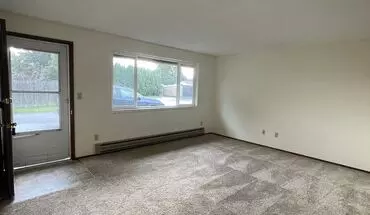 4 of 11 802 7th St SW Apartment for rent in Puyallup, WA