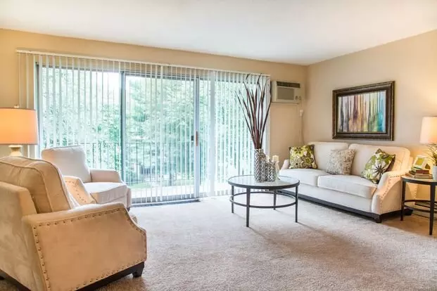 Wheelock Parkway Apartments Apartment for rent in St Paul, MN Wheelock Parkway Apartments Apartment for rent in St Paul, MN