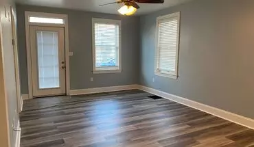 2 of 16 37 W Locust St House for rent in Mechanicsburg, PA