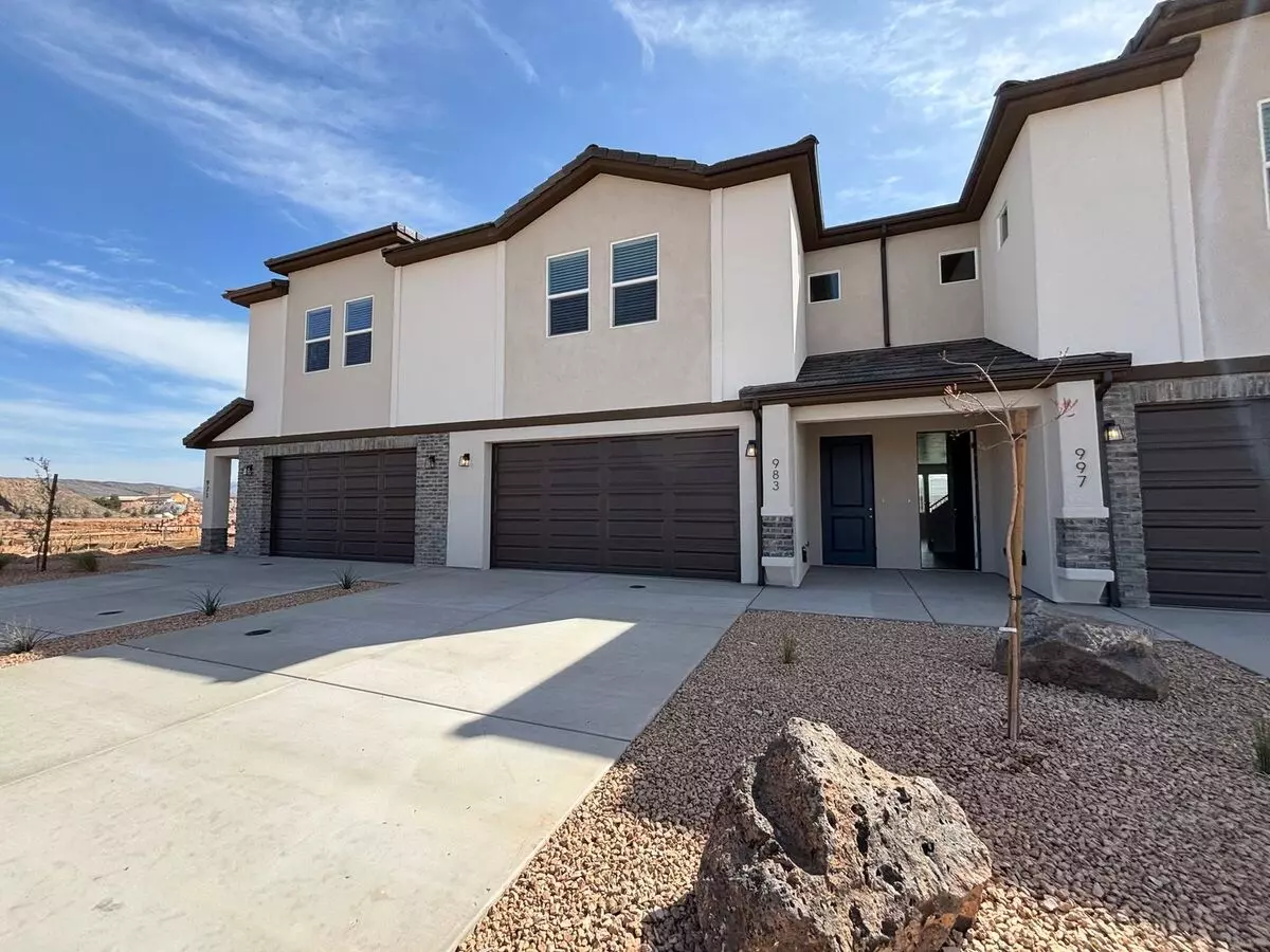 Brand New Sand Hollow Townhome For Rent! House for rent in Hurricane, UT