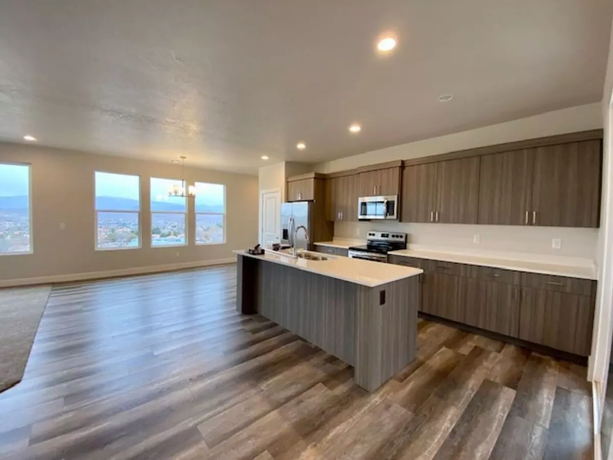 438 N Stone Mountain Dr #53 Apartment for rent in St George, UT