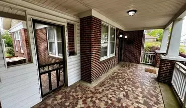 4 of 28 901 Center St House for rent in West Columbia, SC
