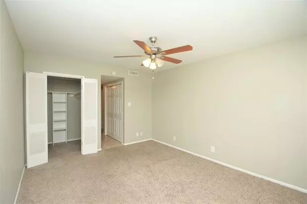 Fabulous Landmark Downtown Austin Property! Great Downtown Neighborhood! Apartment for rent in Austin, TX