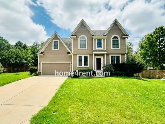 Fantastic South Overland Park Home In Blue Valley Schools W/ Wood Floors, Updated Kitchen, Finished Basement And Fenced Yard! Apartment for rent in Overland Park, KS