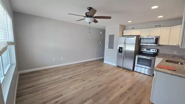 5113 Devils Glen Rd Apartment for rent in Bettendorf, IA