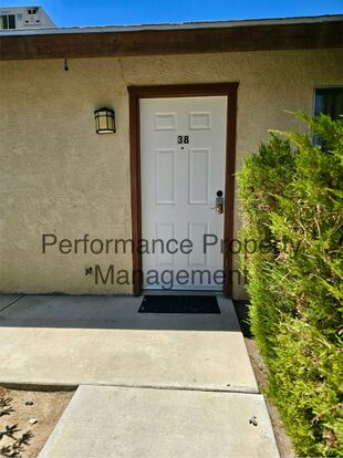 Beautiful 2 Bed/1 Bath Near China Lake Naval Base W/ Security Deposit Alternative Option Apartment for rent in Ridgecrest, CA Beautiful 2 Bed/1 Bath Near China Lake Naval Base W/ Security Deposit Alternative Option Apartment for rent in Ridgecrest, CA