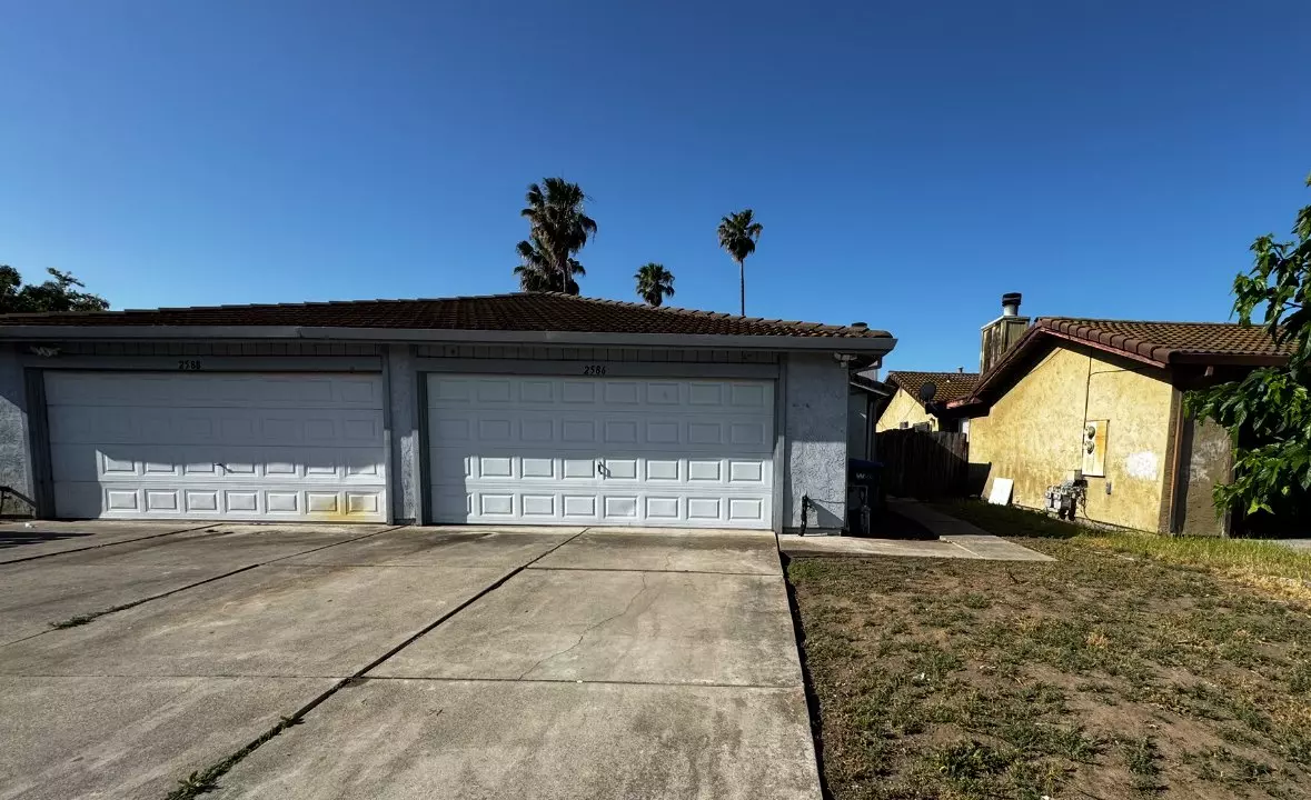 Https://youtube.com/shorts/pr1wpb_3vga?si=m4zthsux6dbg757l House for rent in Stockton, CA