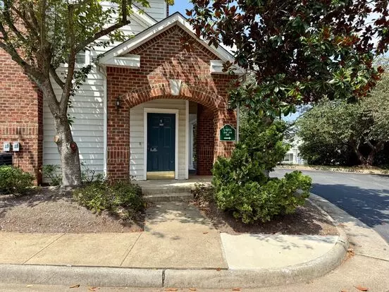 925 Dorchester Pl #305 Apartment for rent in Charlottesville, VA