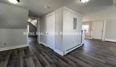 5 of 8 3 Summer St Apt Waterville Apartment for rent in Waterville, ME