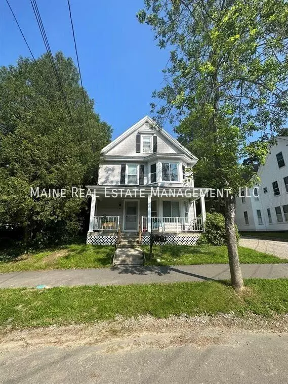 32 Cottage St Apt Bangor Apartment for rent in Bangor, ME