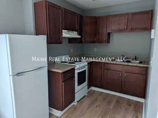 380 Hammond St Apt Bangor Apartment for rent in Bangor, ME