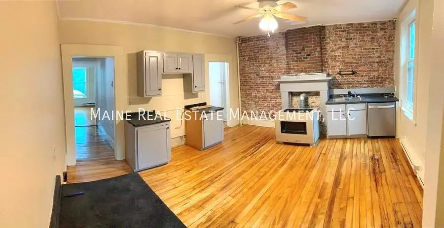 3 Cushing St Apt Winterport Apartment for rent in Winterport, ME