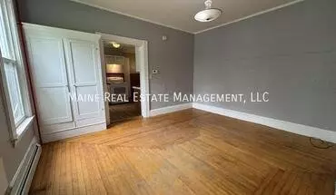 4 of 12 9 Summer St Apt Waterville Apartment for rent in Waterville, ME