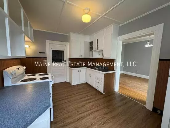 9 Summer St Apt Waterville Apartment for rent in Waterville, ME