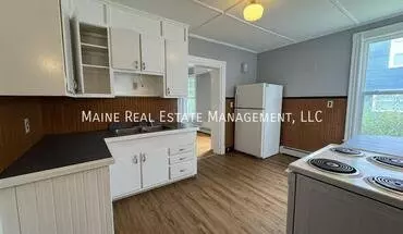2 of 12 9 Summer St Apt Waterville Apartment for rent in Waterville, ME