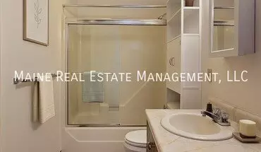 3 of 18 6 Hartley St Apt Lewiston Apartment for rent in Lewiston, ME