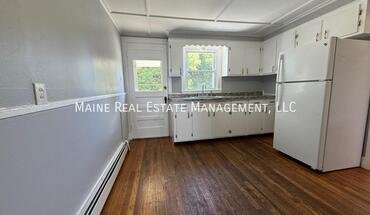 5 Williams St Apt Waterville Apartment for rent in Waterville, ME