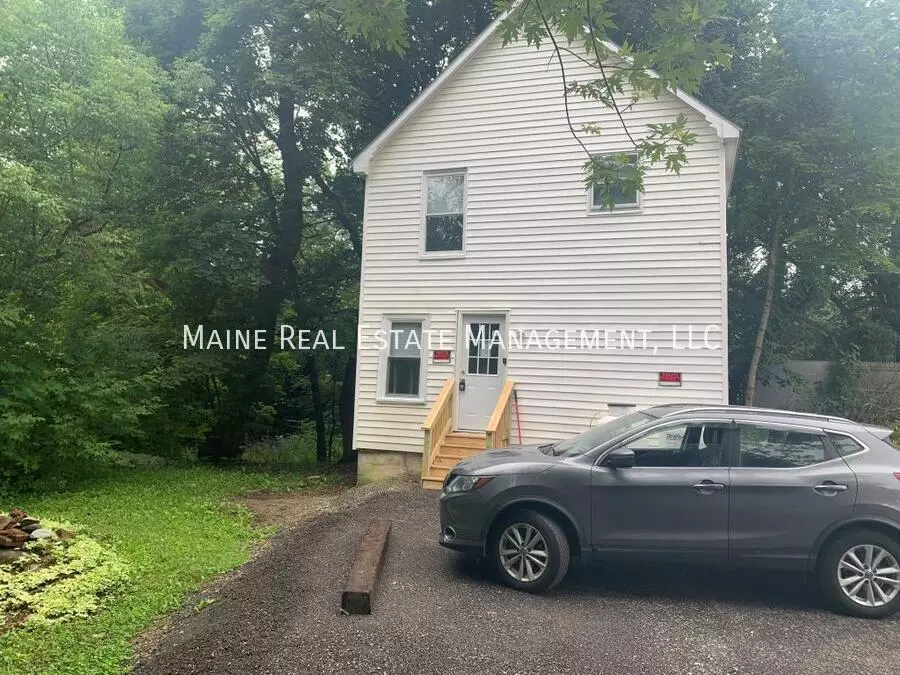 558 S Main St House for rent in Brewer, ME