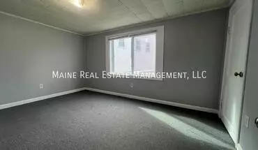 2 of 7 1 Collins St Apt Waterville Apartment for rent in Waterville, ME