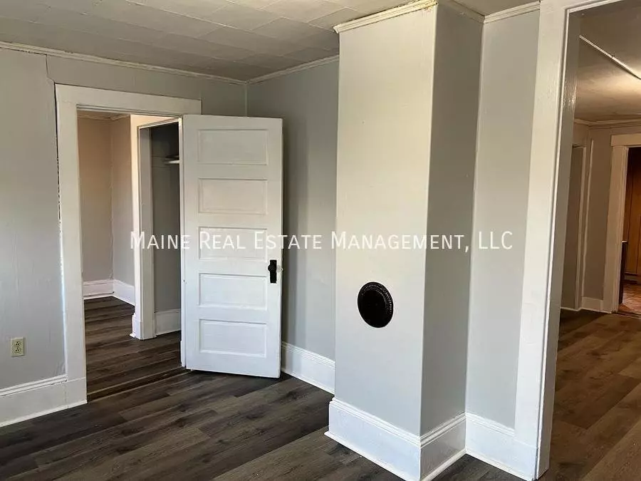 53 Parker St Apt Brewer Apartment for rent in Brewer, ME