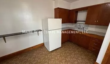 5 of 9 225 Center St Apt Old Apartment for rent in Old Town, ME