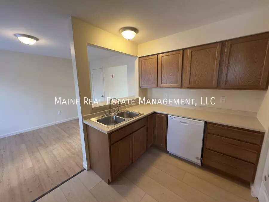 35 Valley View Ln Apt Bangor Apartment for rent in Bangor, ME