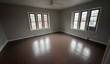 2 of 11 300-302 S 12th St Apartment for rent in New Castle, IN