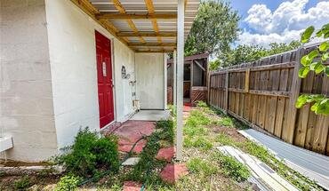 916 Cohassett Ave Apartment for rent in Lake Wales, FL