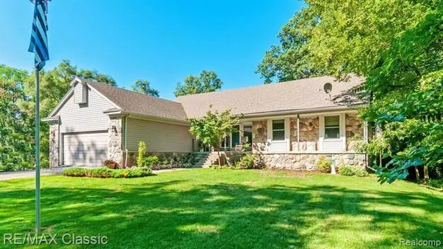 Available - Waterfront Home! Apartment for rent in Commerce, MI