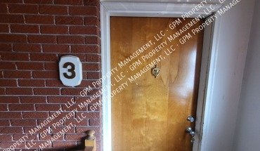 875 Raupp Pl Apt 4 Apartment for rent in Lincoln Park, MI