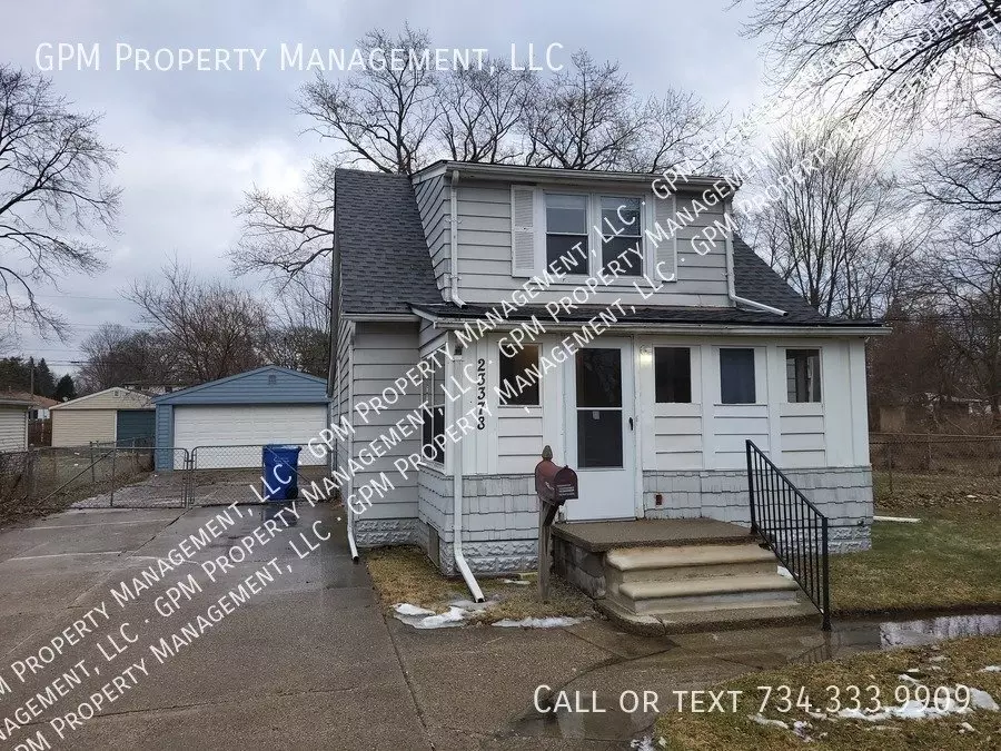 23378 Cunningham Ave House for rent in Warren, MI