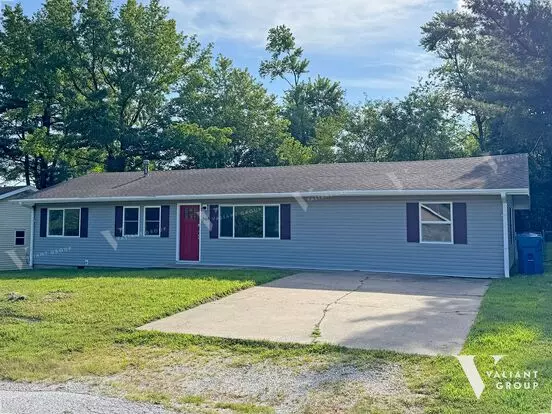 Spacious 4-bedroom, 3-bath Home For Rent In The Heart Of Nixa! Apartment for rent in Nixa, MO