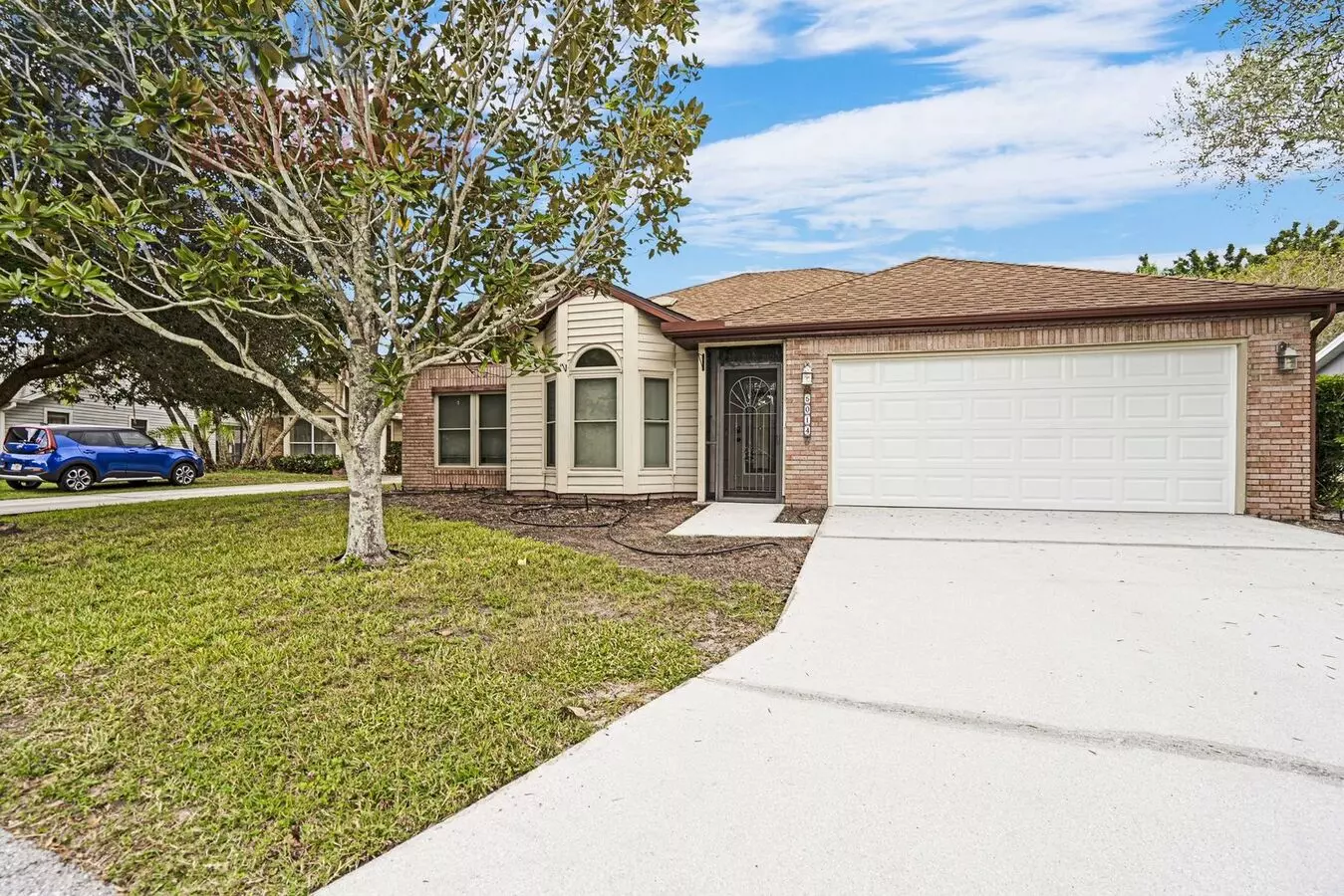 5014 82nd Way E House for rent in Sarasota, FL