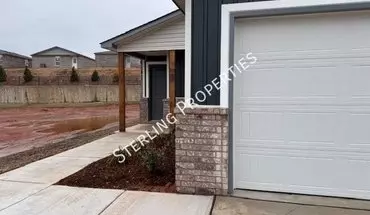 2 of 30 9608 Grey Wolf Ln House for rent in Yukon, OK