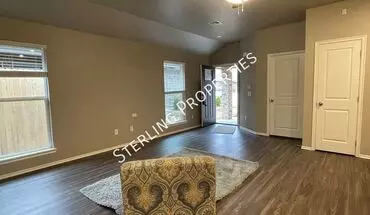 5 of 57 915 Coles Crk House for rent in Yukon, OK