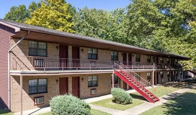 Embassy Apartments Apartment for rent in Evansville, IN
