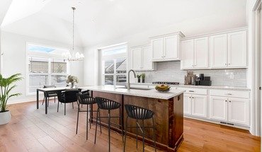 The Courts At Stonebridge Apartment for rent in Olathe, KS