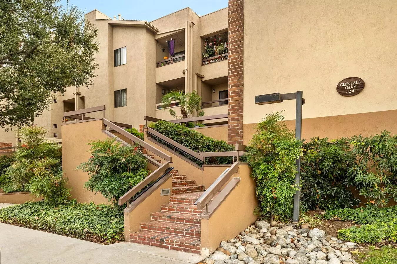 Updated 2 Bedroom/ 2 Bath Condo In The Heart Of Glendale! Apartment for rent in Glendale, CA