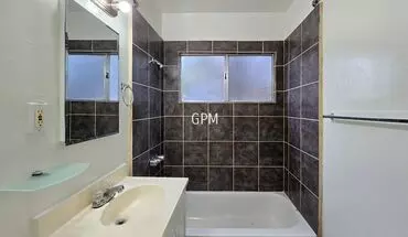 5 of 9 407 S Park Vw Apartment for rent in Los Angeles, CA