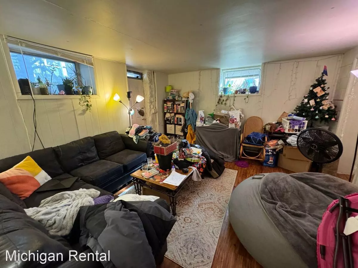 325 E Jefferson Apartment for rent in Ann Arbor, MI