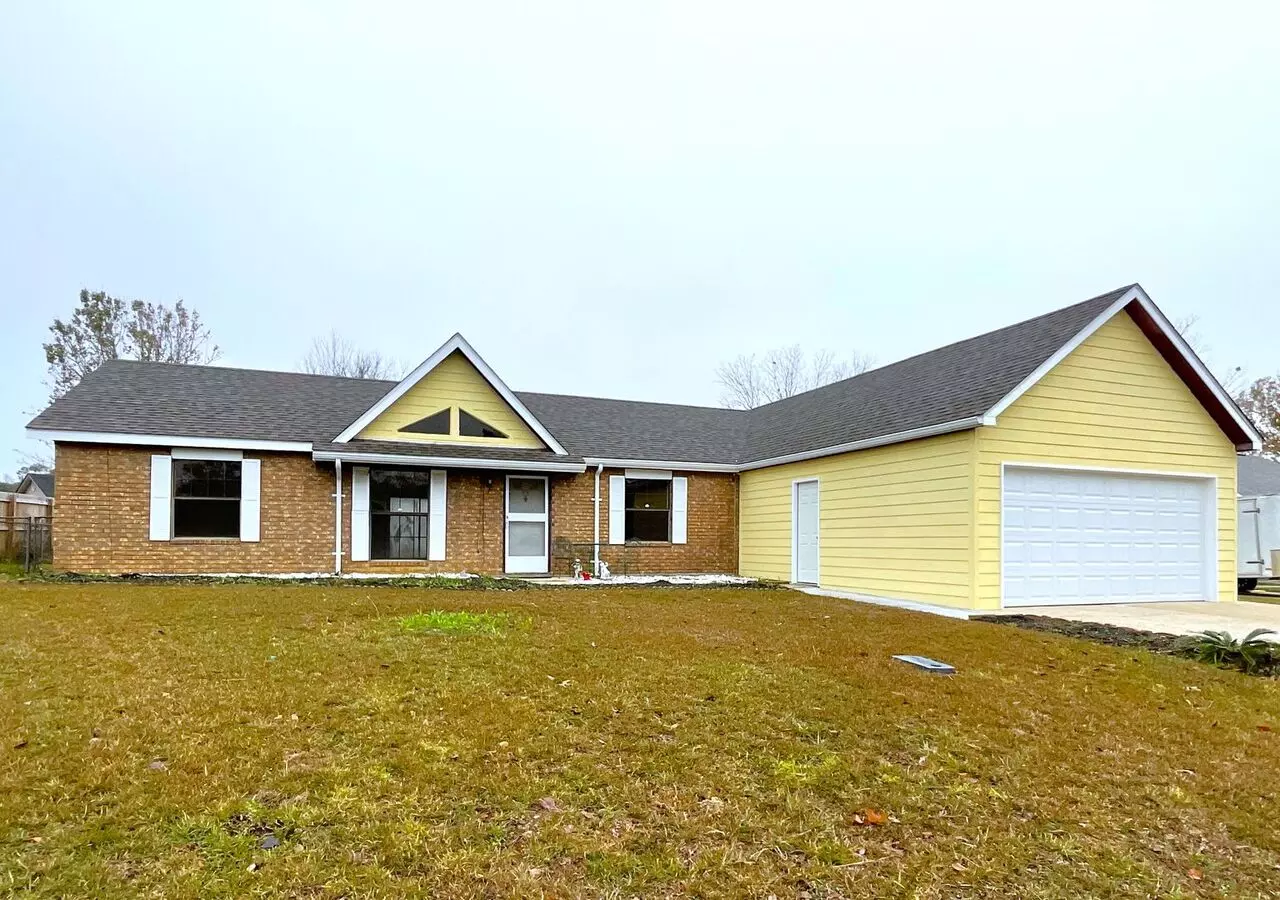 114 Clarence Ave House for rent in New Llano, LA
