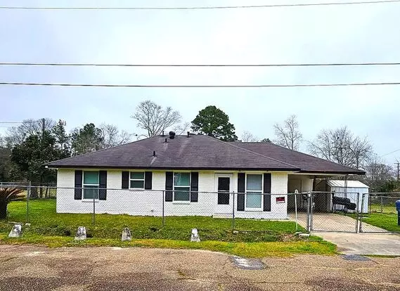 403 E Eighth Street Apartment for rent in D, LA