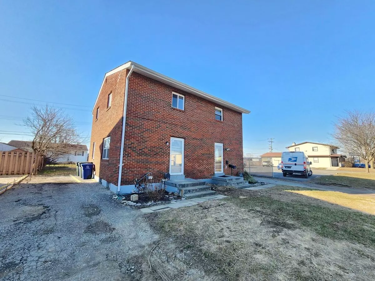 4197 Sullivant Ave House for rent in Columbus, OH