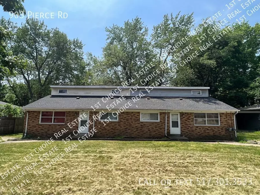 903 Pierce Rd House for rent in Lansing, MI