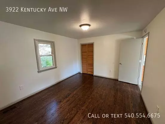 3922 Kentucky Ave NW Apartment for rent in Roanoke, VA