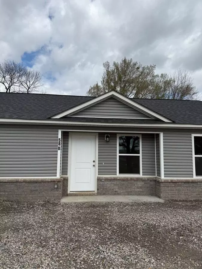 58 W 1st St Apartment for rent in Mulberry, AR
