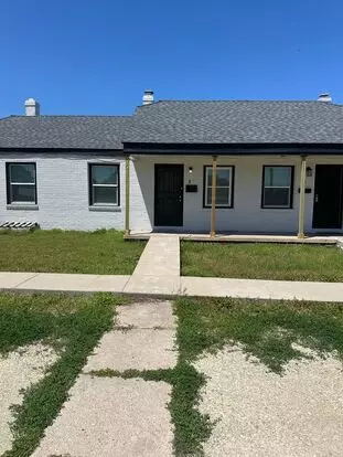 943 N Glendale Apartment for rent in Wichita, KS