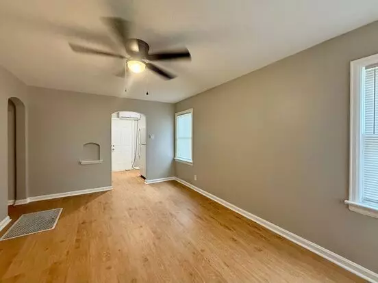 441 N Indiana Apartment for rent in Wichita, KS